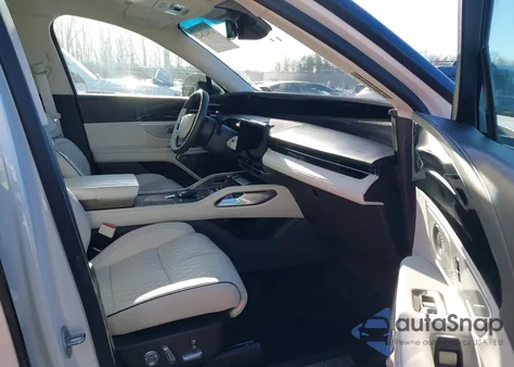 2024 Lincoln Nautilus Black Label from USA, damaged, VIN 5LMPJ9J48RJ875506